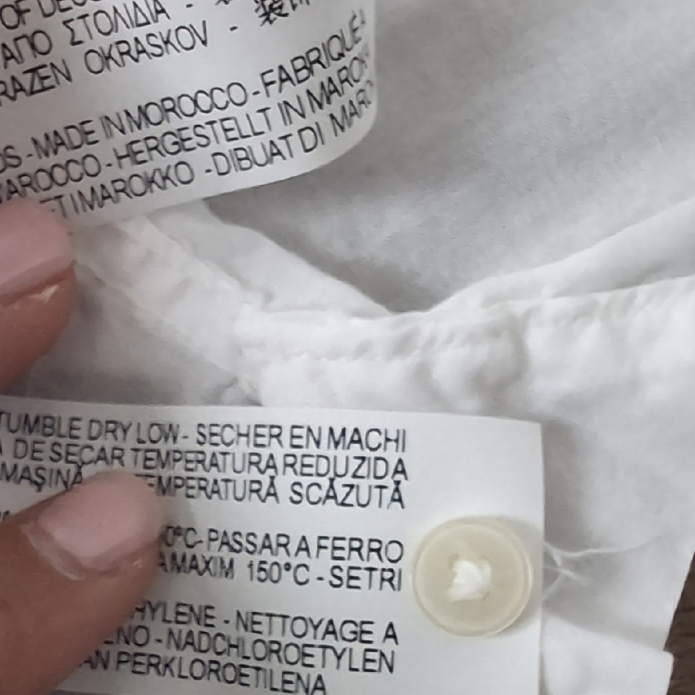 Calvin Klein Men's Crisp White Button-Down Shirt - Picture 10 of 10